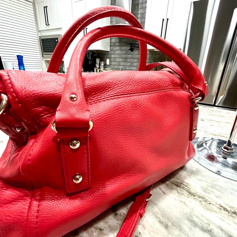 Kate Spade New York Top Handle Bag, Red Leather
With Gold-Tone Hardware - Picture 4 of 11